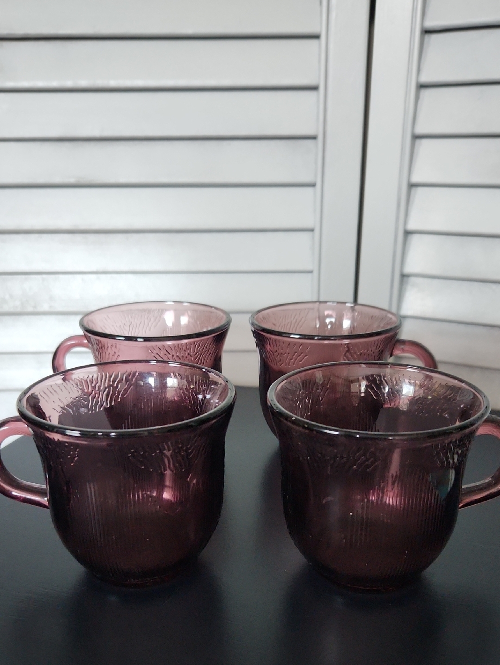 4 Pc Vintage Fortescisa Mezico Amethyst Purple Glass Tea Cups 60s Sunflower 8 oz